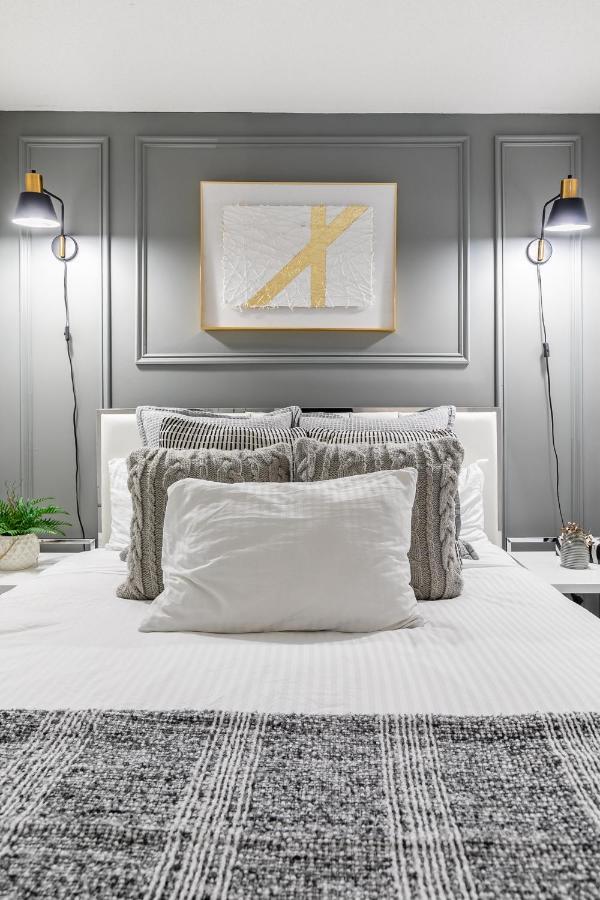 Luxury 2Br Toronto Downtown Condo W/ Cn Tower View 외부 사진