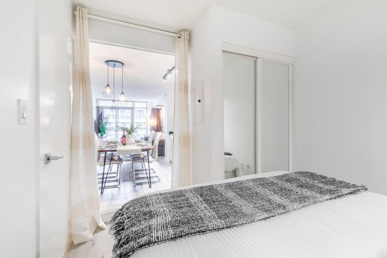 Luxury 2Br Toronto Downtown Condo W/ Cn Tower View 외부 사진