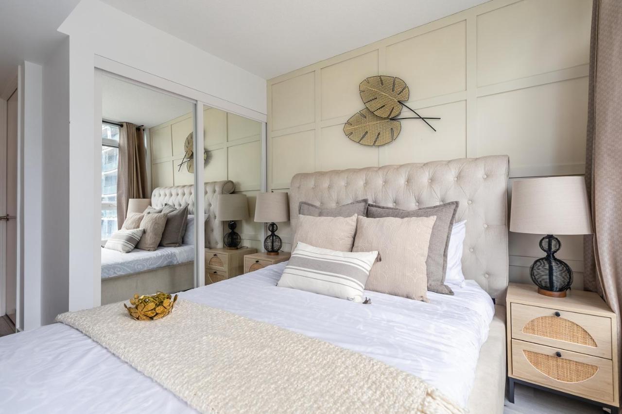 Luxury 2Br Toronto Downtown Condo W/ Cn Tower View 외부 사진