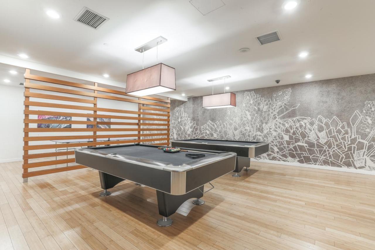 Luxury 2Br Toronto Downtown Condo W/ Cn Tower View 외부 사진